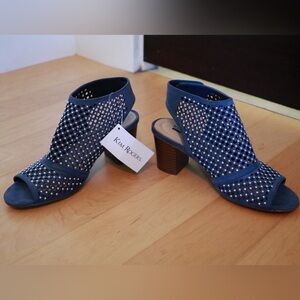 Blue Kim Roger’s Heels (7)